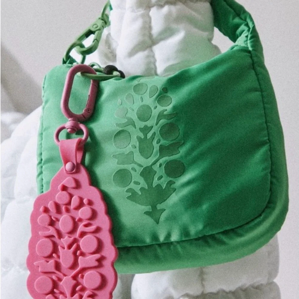 FP Movement ~ Micro Buti Pouch ~                                  * N W T * - Picture 13 of 13